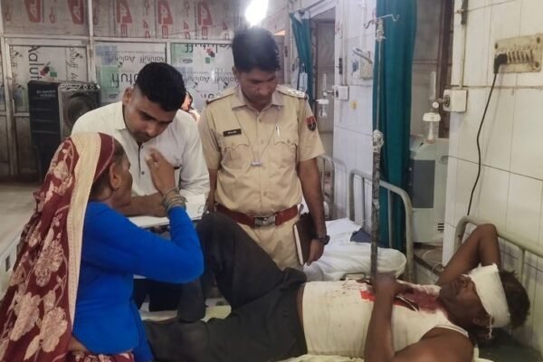 Deeg: पारिवारिक विवाद में युवक पर जानलेवा हमला, पुरानी रंजिश बनी वजह