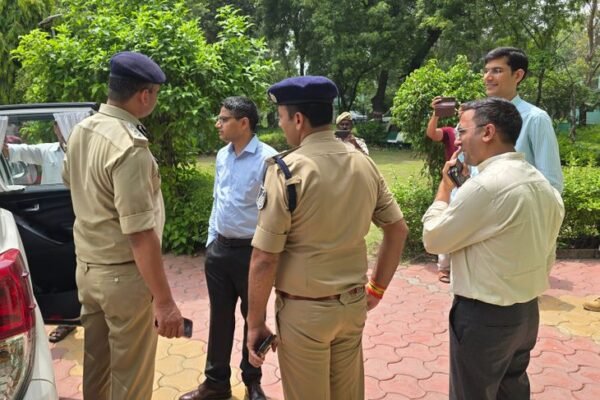 Chambal: अवैध रेत खनन पर रोक से बदली नदी की तस्वीर, CEC खुश