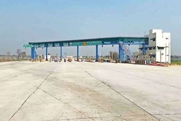 NHAI Update: खंडवा के मोकलगांव टोल पर बढ़ीं कार की कीमतें