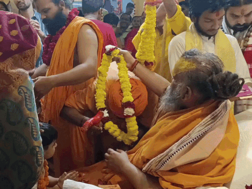 Gau Raksha: सीकर में जुटेंगे संत, गौ हत्या के खिलाफ आर-पार की जंग