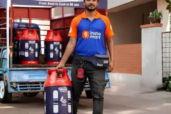 Instamart: अब घर बैठे मंगाएं LPG सिलेंडर, स्विगी की नई सर्विस शुरू