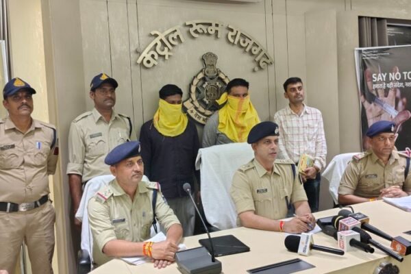 Fake बोर्ड का पर्दाफाश: राजगढ़ में 10वीं-12वीं की फर्जी परीक्षा लेते दो भाई गिरफ्तार