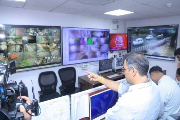 दिल्ली में बारिश के बीच राहत: हॉटस्पॉट्स पर नजर रख रहे PWD मंत्री