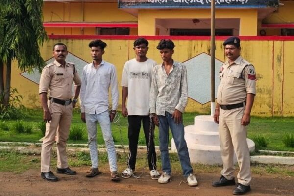 Crime: बालोद में खड़ी गाड़ियों से चोरी करने वाले 3 आरोपी गिरफ्तार।