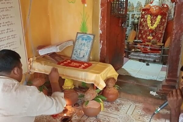 Rain: हनुमान मंदिर में कीर्तन के बाद उमरिया में हुई झमाझम बारिश