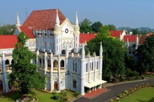 Highcourt: सहमति से संबंध के बाद शादी से इनकार रेप नहीं, आरोपी बरी