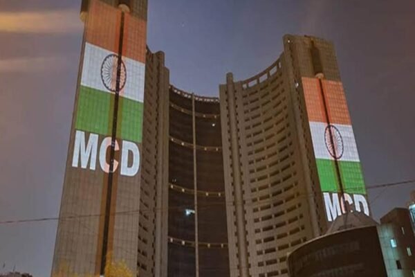 Delhi News: MCD चुनाव में BJP की जीत, क्रॉस वोटिंग से मचा बवाल
