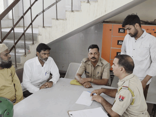 Latest Update: जियारत से लौट रहे युवक की ट्रेन में मौत