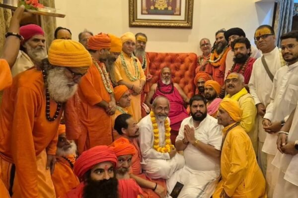 Guru Purnima: अमरकंटक के आश्रमों में गूंजे मंत्र, उमड़ा श्रद्धालुओं का जनसैलाब