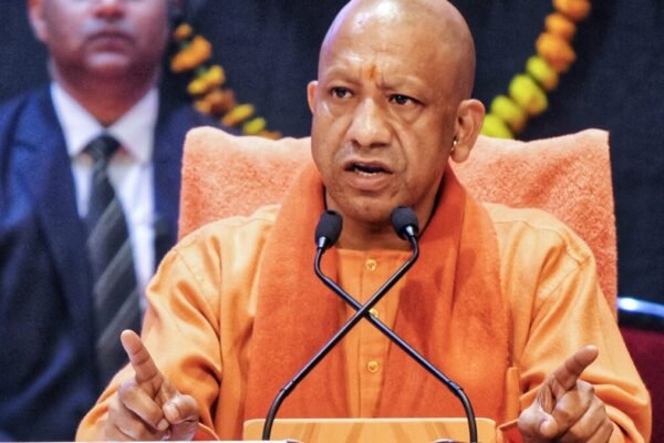 Weather: यूपी में मौसम का महाअलर्ट, सीएम योगी ने दिए मुआवजे के आदेश