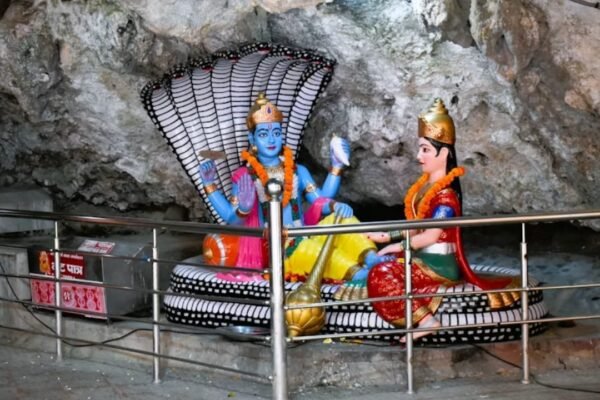 Chaturmas 2026: देवशयनी एकादशी पर भगवान विष्णु क्यों सो जाते हैं? जानें खास कारण