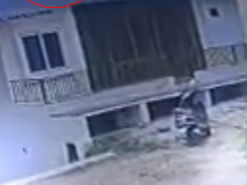 Shocking: चौथी मंजिल से कूदी नाबालिग, सुसाइड नोट में लिखी ये आखिरी बात