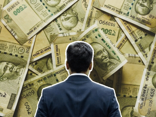 Wealth Report: देश में 576 अरबपति, सरकार का दावा- घटी गरीबी