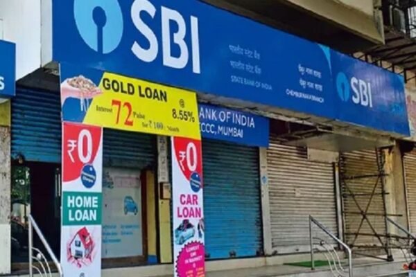 Bank: अगस्त में 14 दिन बंद रहेंगे बैंक, चेक करें छुट्टियों की पूरी लिस्ट