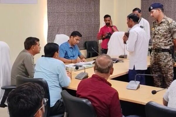 Municipal जनसुनवाई: पुलिया, सीवर और पानी की समस्याओं पर नागरिकों की गुहार