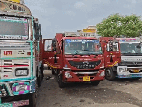 Transport हड़ताल खत्म: सरकार के साथ बनी सहमति, 7 मांगें मानी गईं