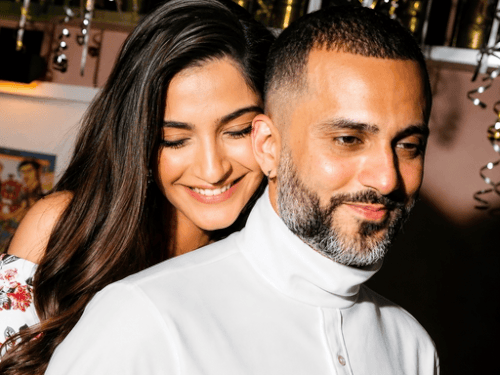 SONAM KAPOOR के पति की कंपनी में हंगामा, बोनस के लिए 6 हजार वर्करों ने काम छोड़ा
