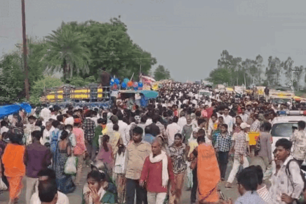 Rath Yatra: मनोरा में निकली भव्य रथयात्रा, 200 साल पुरानी परंपरा देख उमड़ा जनसैलाब