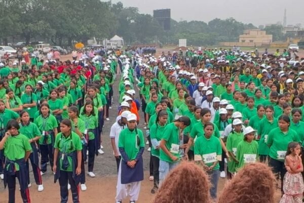 Run for Green: कोरबा में ‘एक पेड़ माँ के नाम’ मुहिम के साथ मैराथन