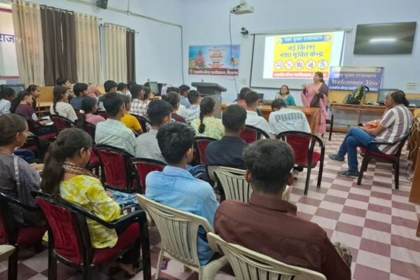 Nasha Mukti Update: युवाओं ने ली नशामुक्त समाज की शपथ