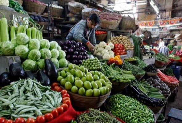 Inflation जून में बढ़ी: 4.38% पर पहुंची महंगाई, आलू-अदरक हुए महंगे