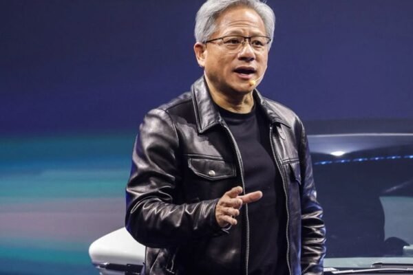Nvidia CEO की जैकेट ₹9.4 करोड़ में नीलाम, फेलोशिप में खर्च होगा पैसा