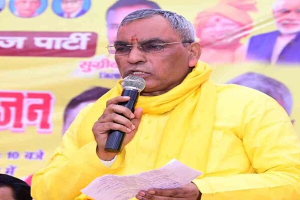 UP News: अखिलेश पर बरसे ओम प्रकाश राजभर, वक्फ से राम-कृष्ण तक घेरा