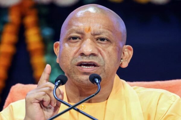 UP News: बाढ़ और सूखे से किसानों की फसल बचाना सरकार की प्राथमिकता: योगी