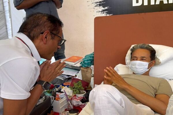 Delhi: सोनम वांगचुक की भूख हड़ताल में शामिल हुए अमित जोगी, मंत्री इस्तीफे की मांग