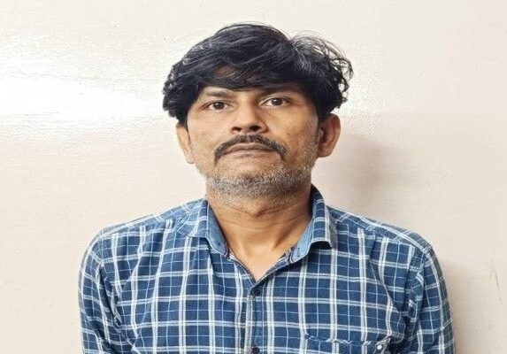 Wanted हिस्ट्रीशीटर संजय रक्सेल गिरफ्तार, 6 साल बाद पुलिस के हत्थे चढ़ा।