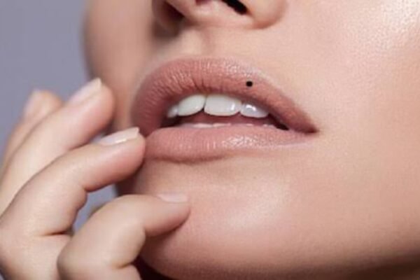 Beauty: होंठ पर तिल का निशान बताता है आपकी पर्सनैलिटी का बड़ा राज