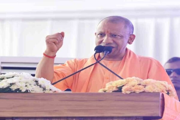 UP News: सुरक्षा से ही सुशासन, योगी का विपक्ष पर बड़ा हमला