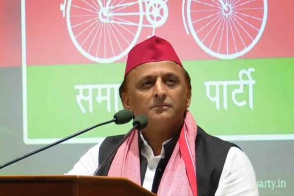 Akhilesh Yadav: राम मंदिर दान चोरी ने खोला भाजपा का असली चेहरा