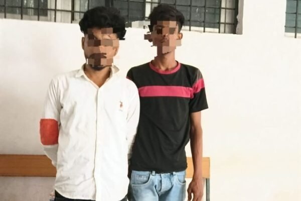 Liquor shop तोड़फोड़ मामला: दो आरोपी गिरफ्तार, मुख्य हमलावर अभी भी फरार