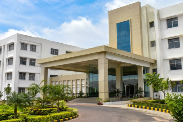 Chhattisgarh में खुलेंगे 5 नए मेडिकल कॉलेज, NMC ने दी मंजूरी