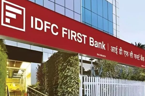 IDFC First Bank का मुनाफा 132% उछला, कमाई में बड़ी बढ़त
