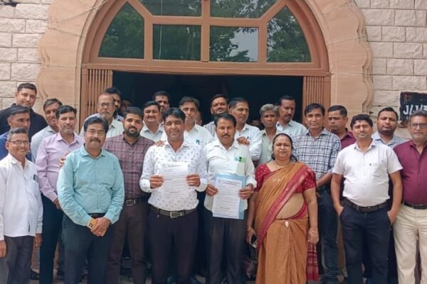 Private स्कूलों की मांग: सरकार दखल बंद करे और RTE का बकाया भुगतान करे