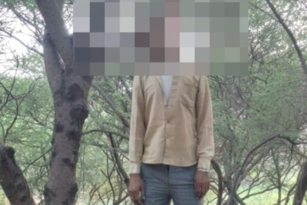 Jaipur: ग्रामीण इलाके में पेड़ से लटका मिला युवक का शव, जांच में जुटी पुलिस
