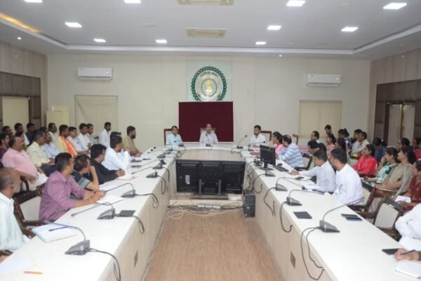 Waste Management: रायपुर की 90 पंचायतों में 31 अक्टूबर तक सख्ती