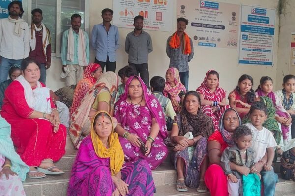 Power Crisis: Narmadapuram village in dark for 15 days over bills
