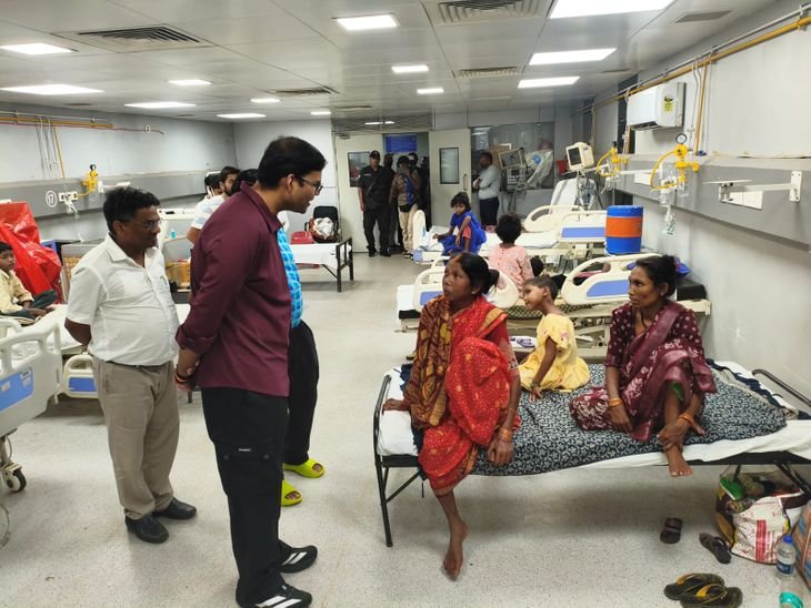 Health Alert: Collector visits hospital to review treatment for ailing tribal children