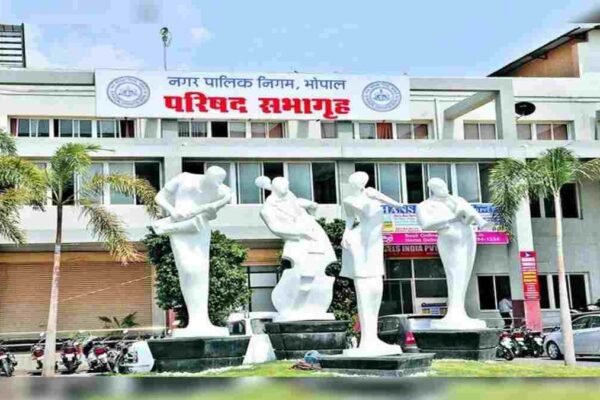 Civic Body Bias: MP Municipal Corporation flouts Supreme Court norms for elites
