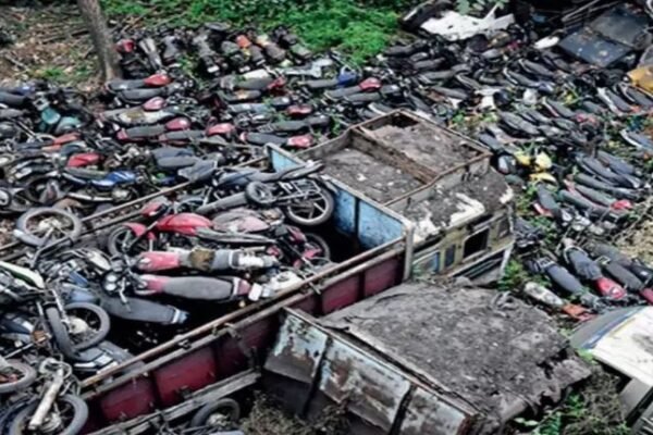 Lucknow Update: First dumping yard opens to seize illegal vehicles